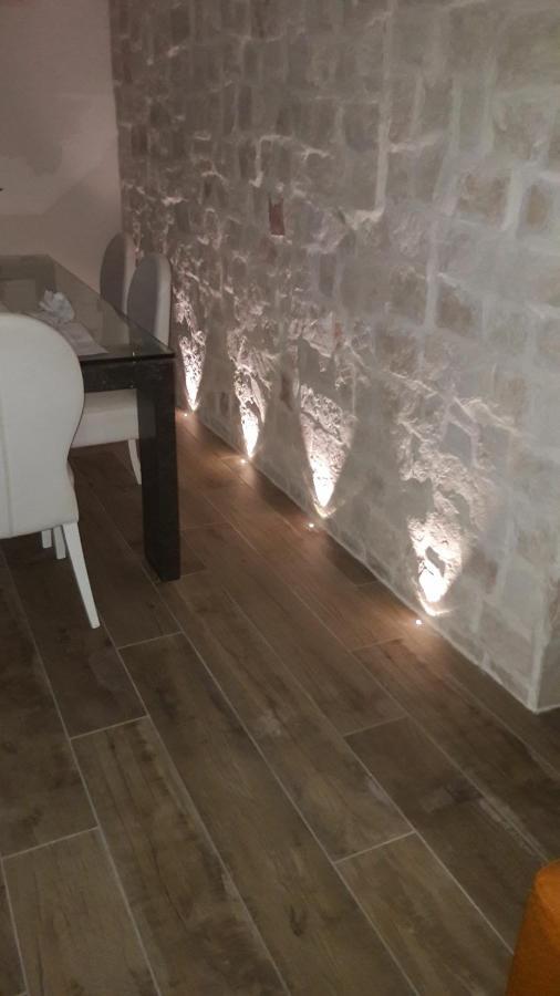 דירות סירקוזה Palazzo Giufa מראה חיצוני תמונה