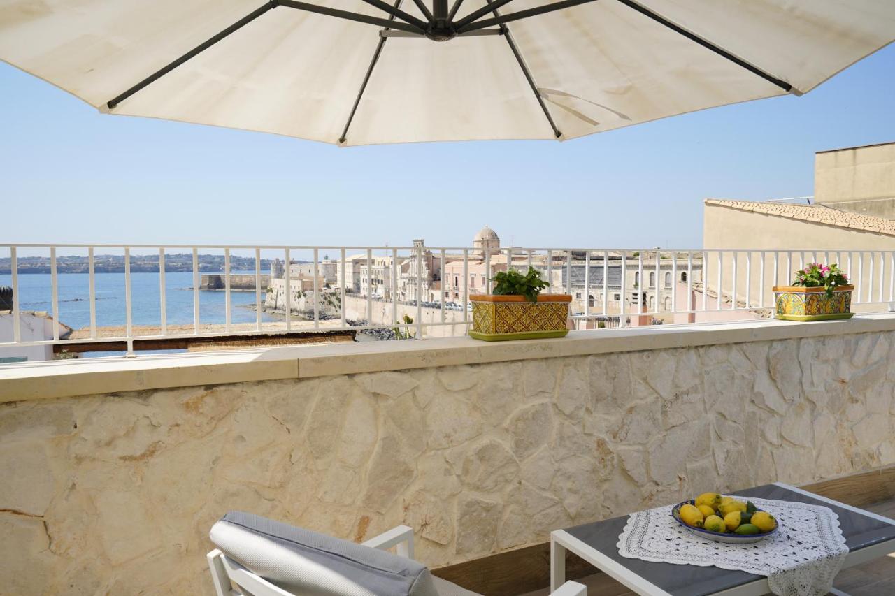 דירות סירקוזה Palazzo Giufa מראה חיצוני תמונה
